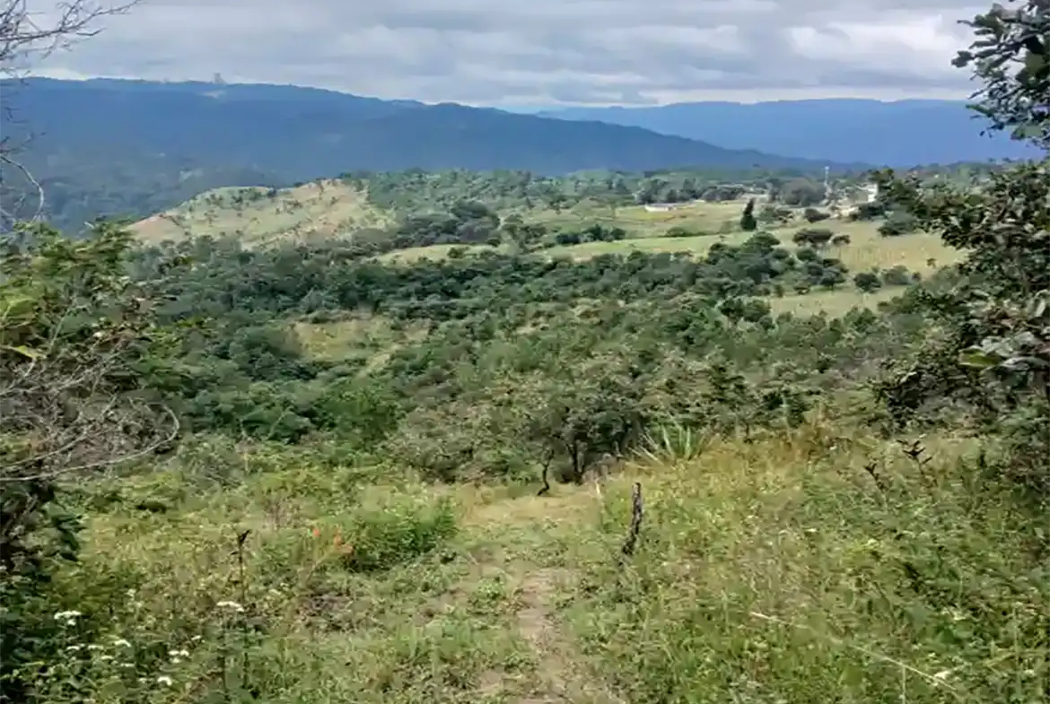 Terreno Plano Aldea Montúfar